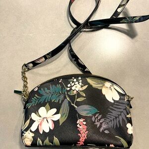 Kate Spade crossbody purse Hilli Cameron St black Floral New without tags
